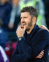 乐鱼网页版-救火9场7胜2平&amp;队史开局第三！曼联该不该让这样的卡里克转正？