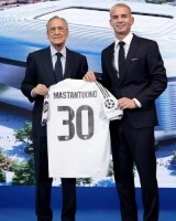 科贝：皇马就马斯坦托诺参赛咨询多位律师，均表示没有问题