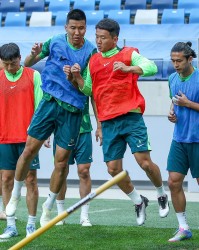 乐鱼网下载-官方：北京国安与36岁老将王刚、池忠国续约