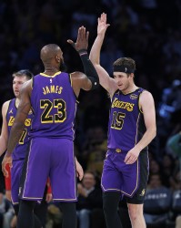 里夫斯第二次以至少85%真实命中率砍下35+ 队史仅次于詹姆斯