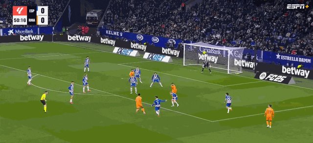 1738448796093044172.gif 补射立柱.gif